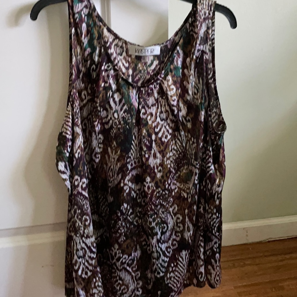 Sleeveless top